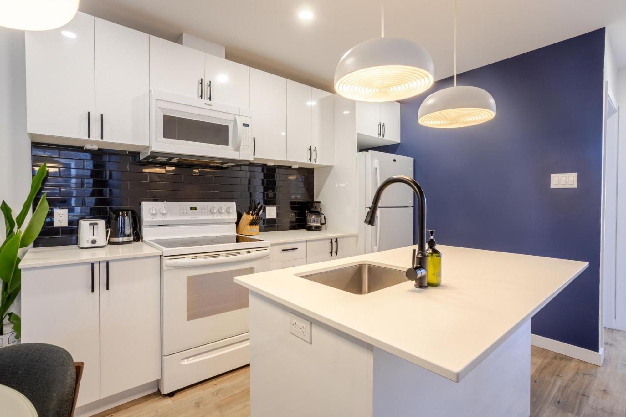 Amazing 3-bedroom On Saint-urbain *